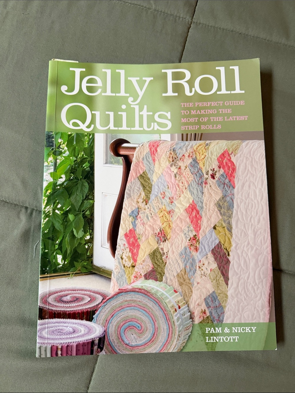 Quilt Books  Bundle - Picture 2 of 7